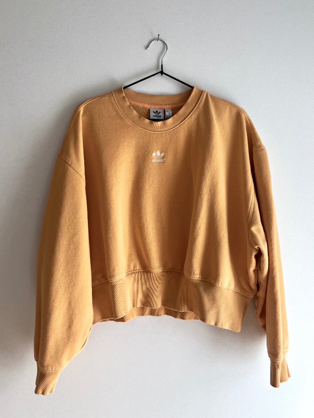 Adidas oversized cropped crewneck sweatshirt in creamsicle orange - Size M